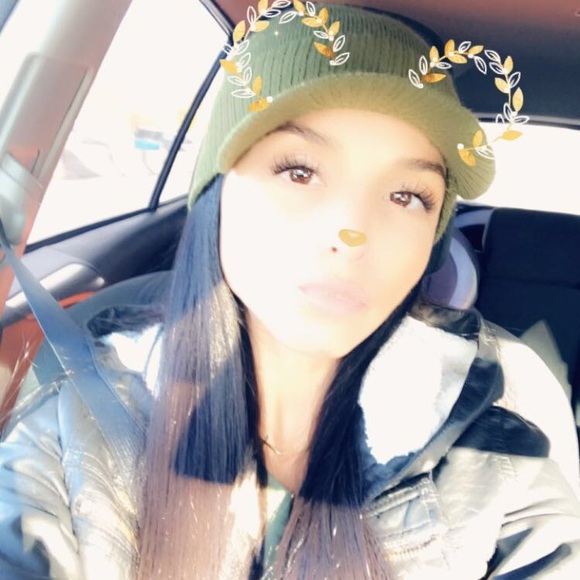 Meet your Posher, Maria - Picture 1 of 1